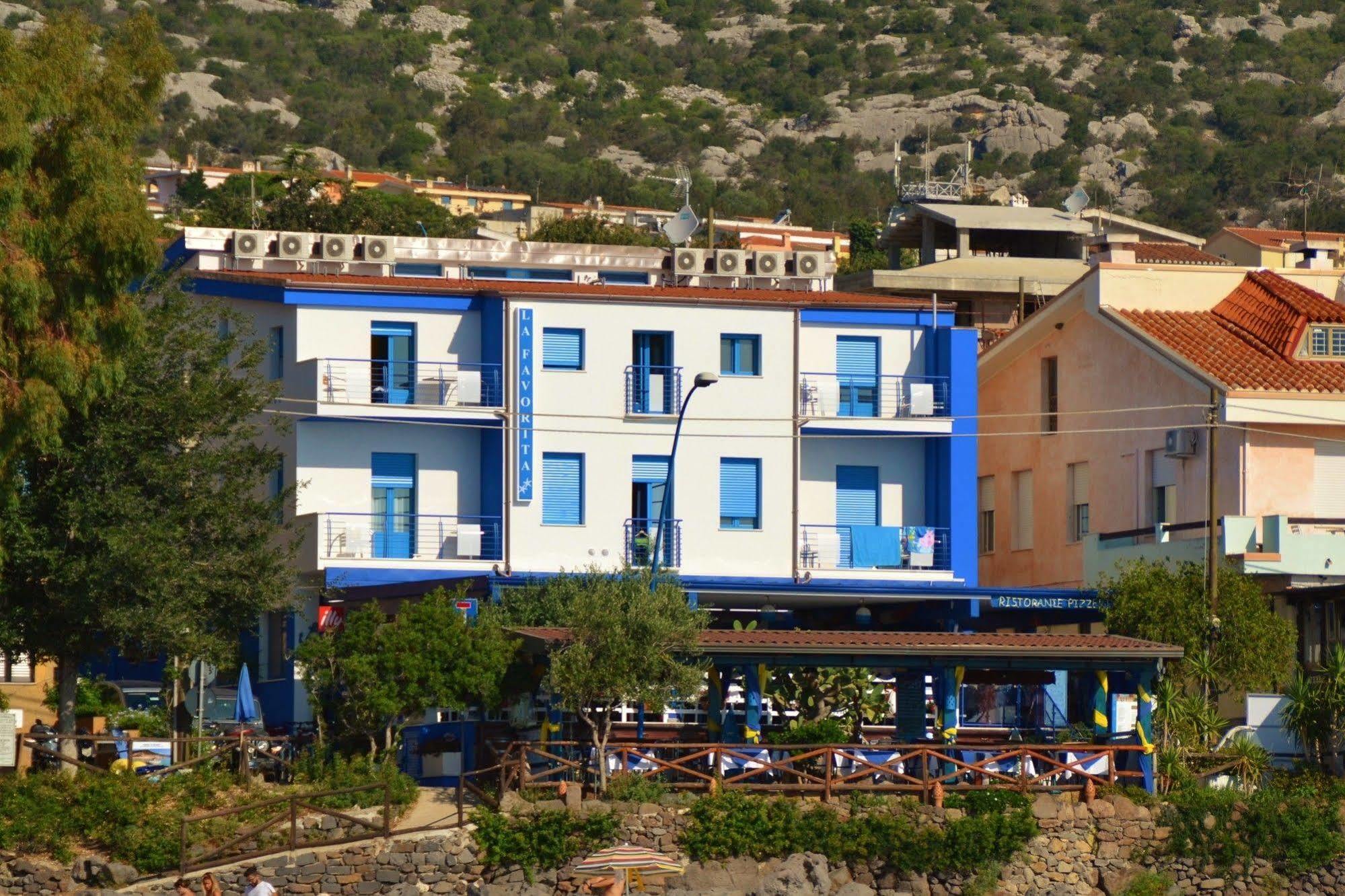 Hotel La Favorita Кала-Гононе Экстерьер фото
